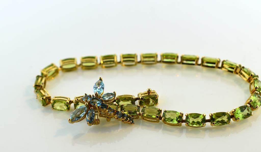 14K Gold and Carat Peridot 8” Link Bracelet with Blue Topaz Dragonfly Clasp