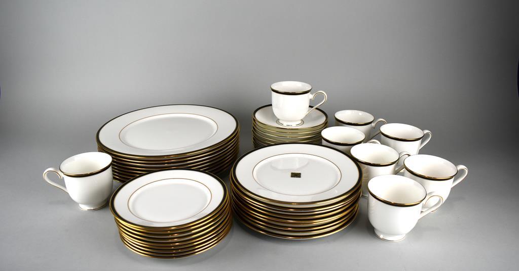 Lenox Debut Collection Fine Bone China Set “Kristy” 45 Pieces