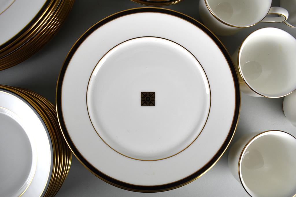 Lenox Debut Collection Fine Bone China Set “Kristy” 45 Pieces