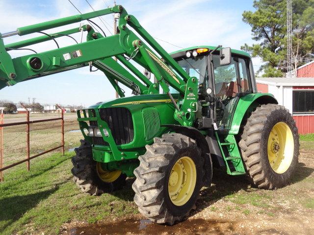 JOHN DEERE 7320 MFWD