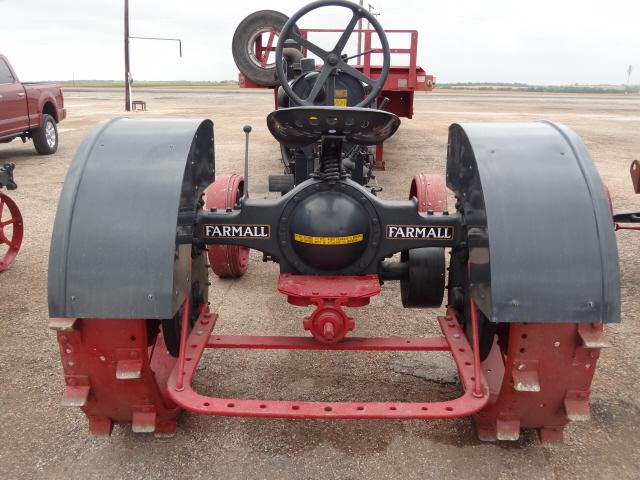 1935 Farmall F-20