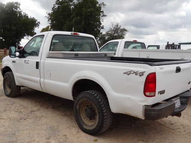 2004 Ford F250 Super Duty XL, 4WD Pickup