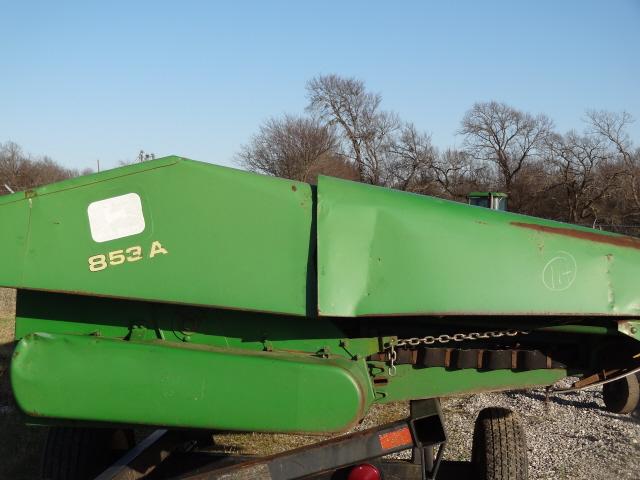 John Deere 853A Row Crop Header