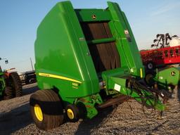 John Deere 469 Premium Round Baler