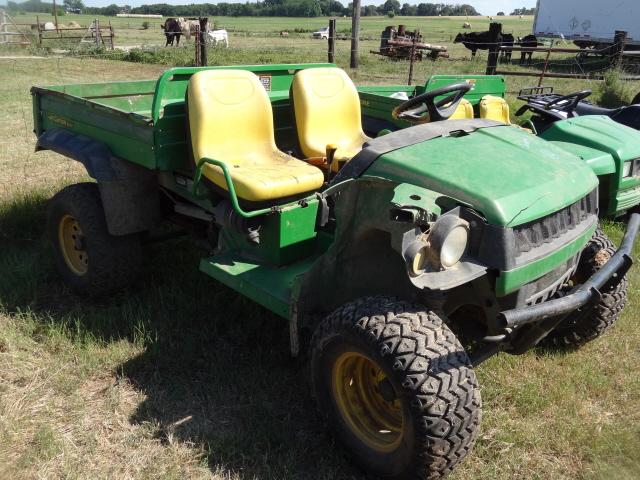 Salvage John Deere Gator XUV