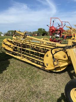 Vermeer R-23 Hydraulic Twin Rake