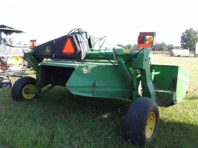 John Deere 946, Center-Pull 13' Mower Conditioner