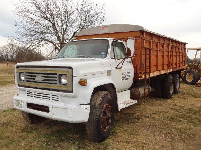 1976 Chevrolet C-65 Grain Truck