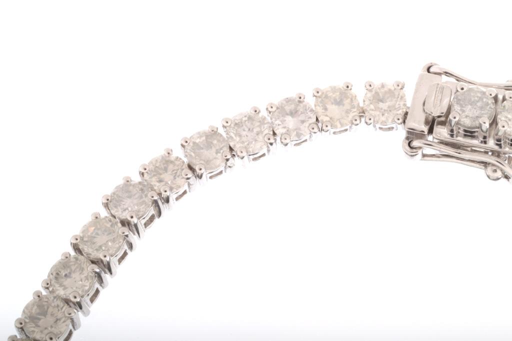 CLASSIC 12.10 ct. Diamond 14K White Gold Bracelet