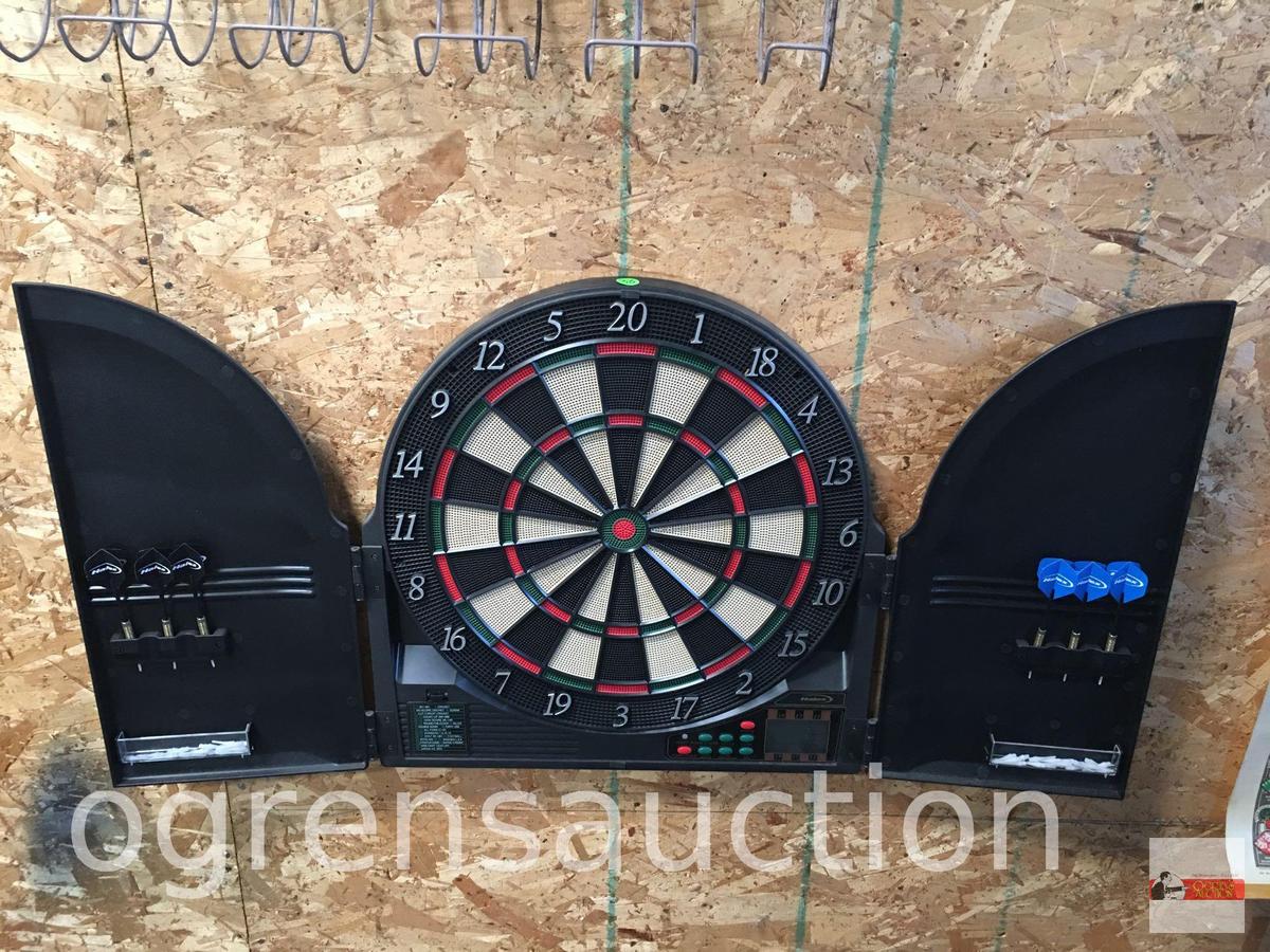 Halex Electronic dart board, darts & tips