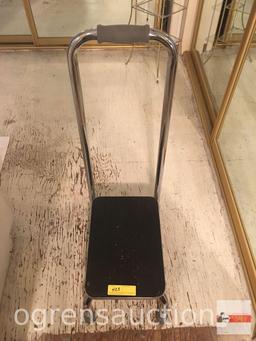 Step w/handle bar, 35"h