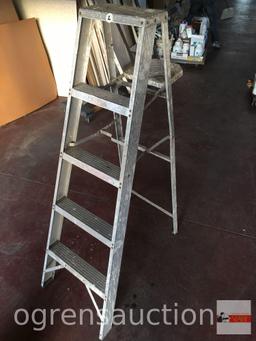 Ladder - A frame aluminum ladder, 5ft.