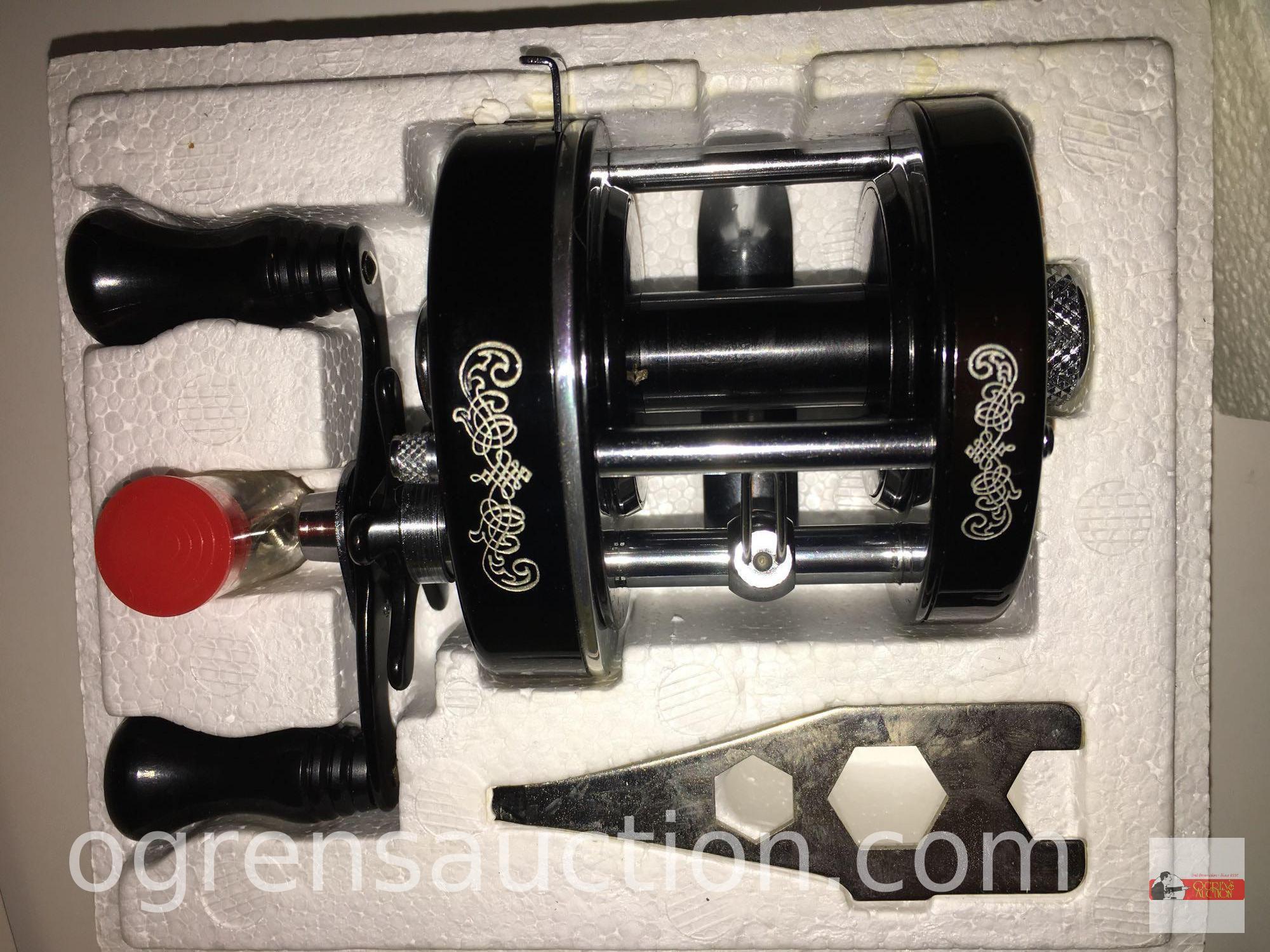 Fishing - Reels - Shakespeare President II 1980 Free Spool Casting Reel, new old stock in org. box