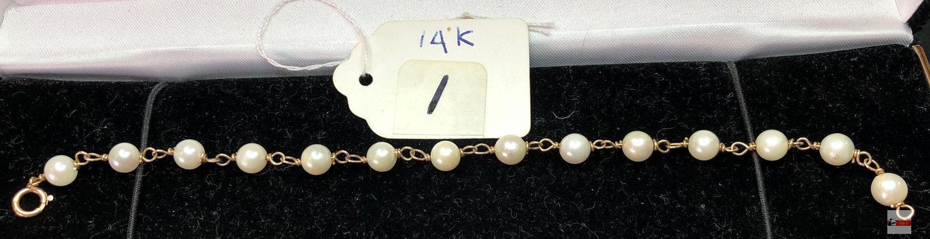 Jewelry - Bracelet - 14 karat gold with 14 pearls