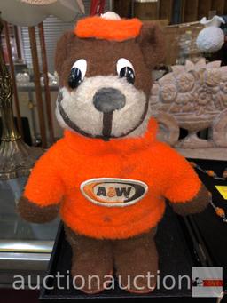 Collectibles - Advertising A&W stuffed Bear, Rooty, The Great Root Bear