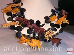 Jewelry - Necklace and 2 pr. earrings, lg. wooden