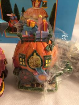 Storybook Village Collection "Cinderella's Dress Shop" Handpainted Lighted Building & Acc. 56.13203