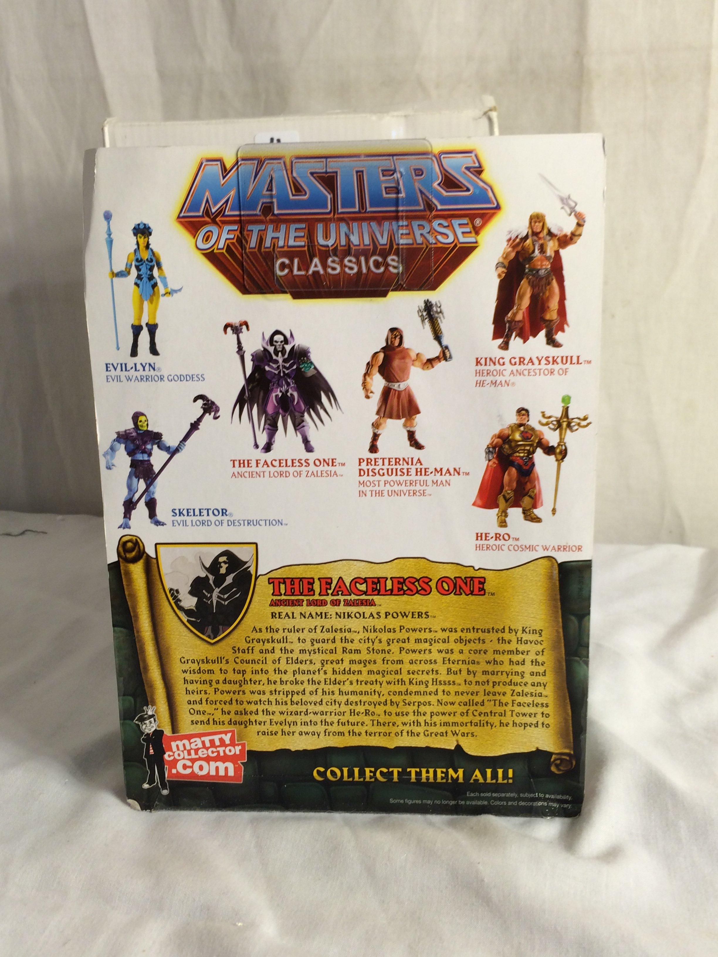 Collector NIP 2010 Mattel Masters Of The Universe Classics The Faceless One 8" T by 5.5"W box Size