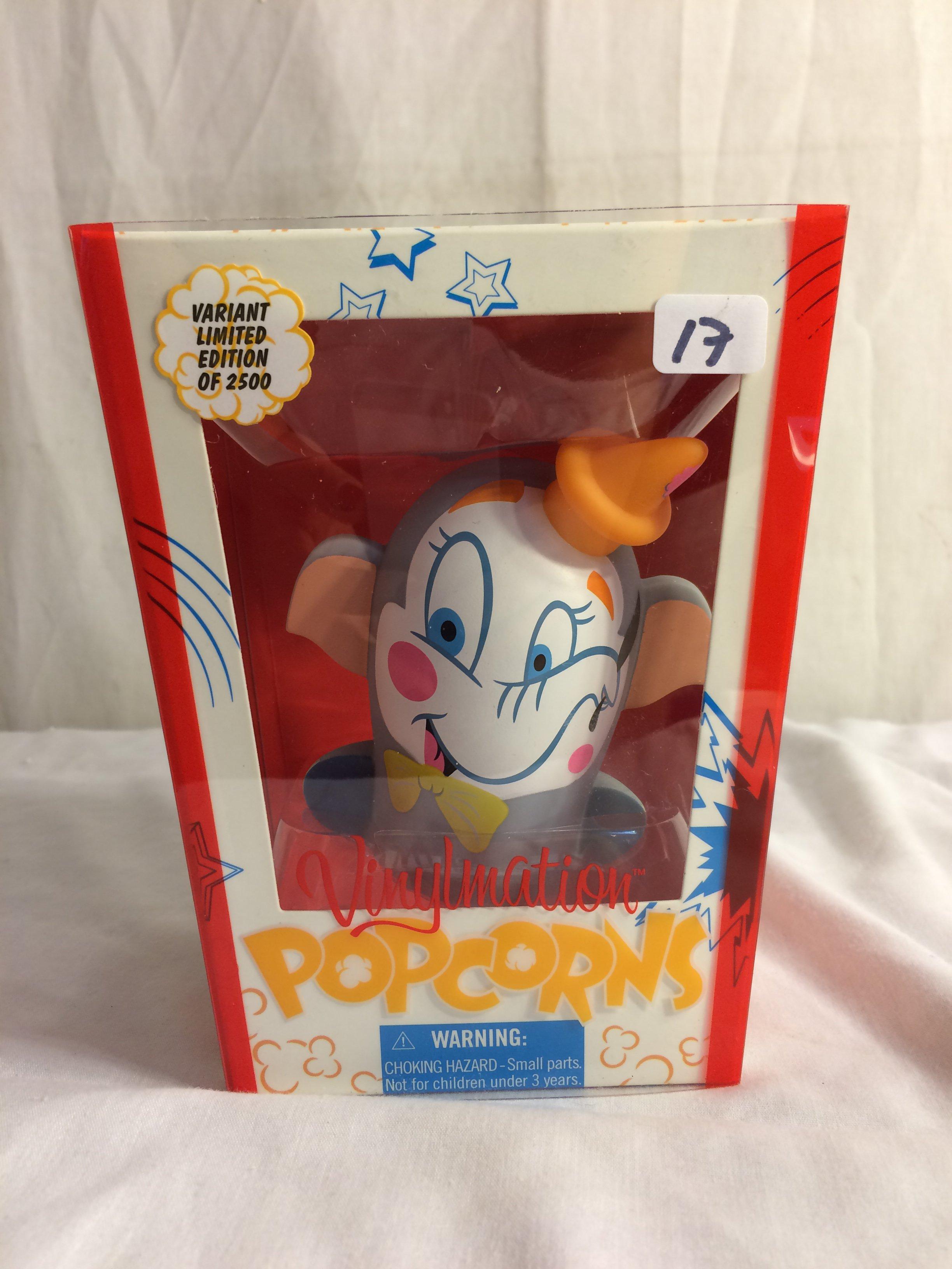 Collector NIB Disney Theme Park Merchandise Vinylmation Popcorn Figure 6.5" T by 5" W Box Size