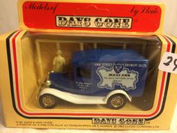 Collector Nip Vintage 1983 Lledo Models Of Days Gone No.7   5" Width By 2.5" Tall Box Size