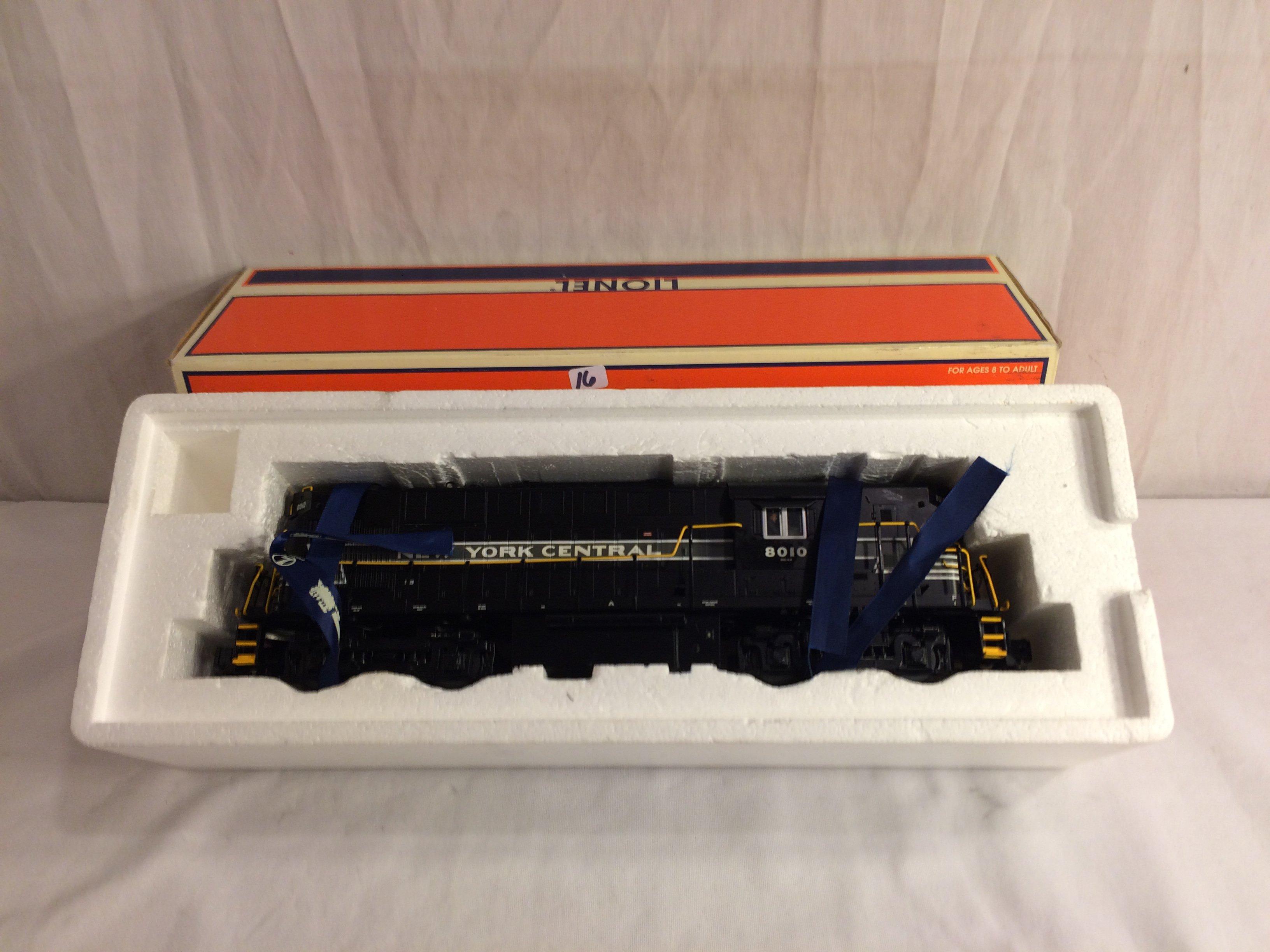 Collector Vintage Lionel Electric Trains "RS-11 NYC Command  6-18598 Box Size:17.5/8" by 6.3/4"