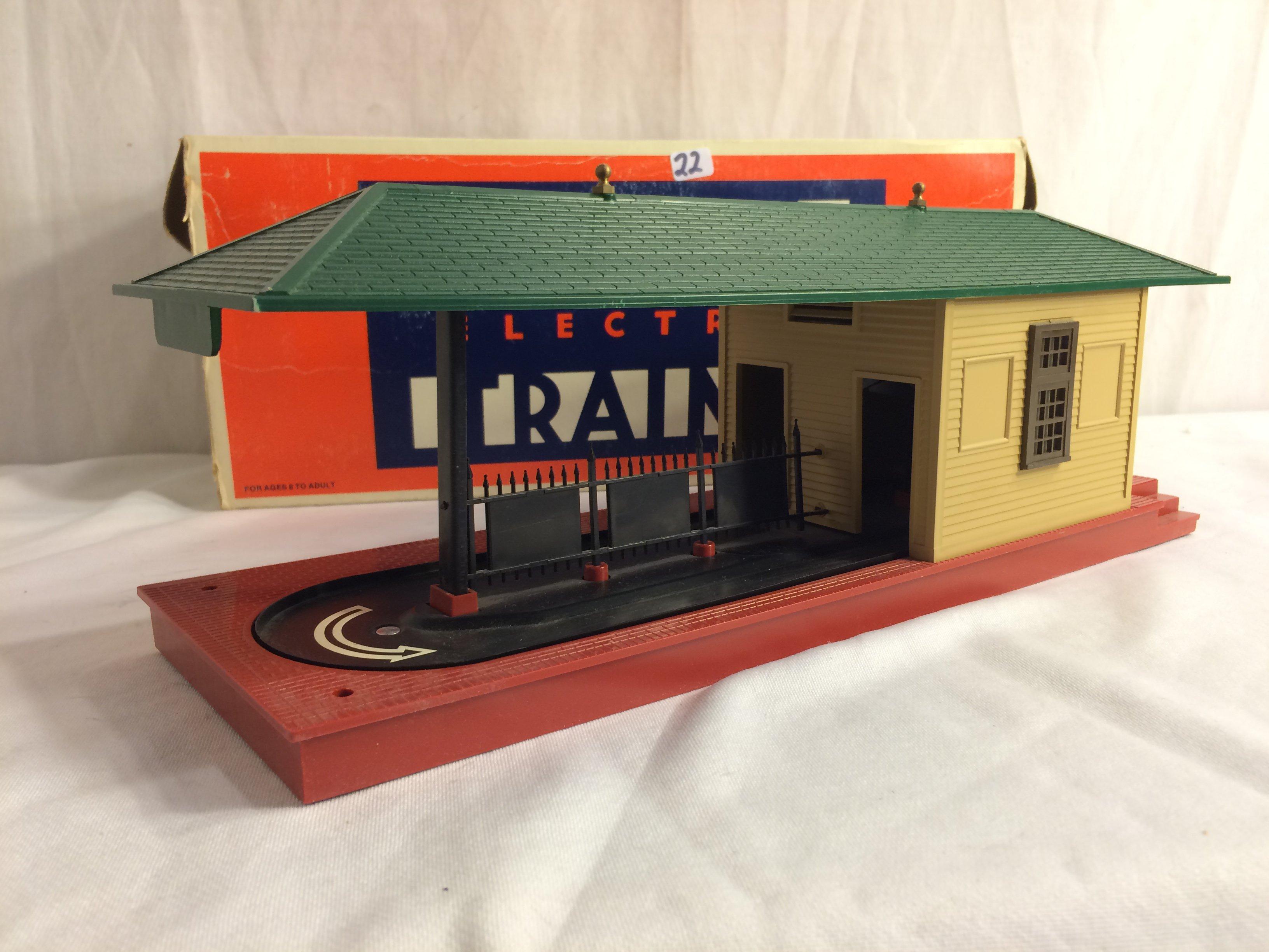 Collector Vintage Lionel Electric Trains " 2323 Automatic Freight Station Lionel Box Size:15"Long x5
