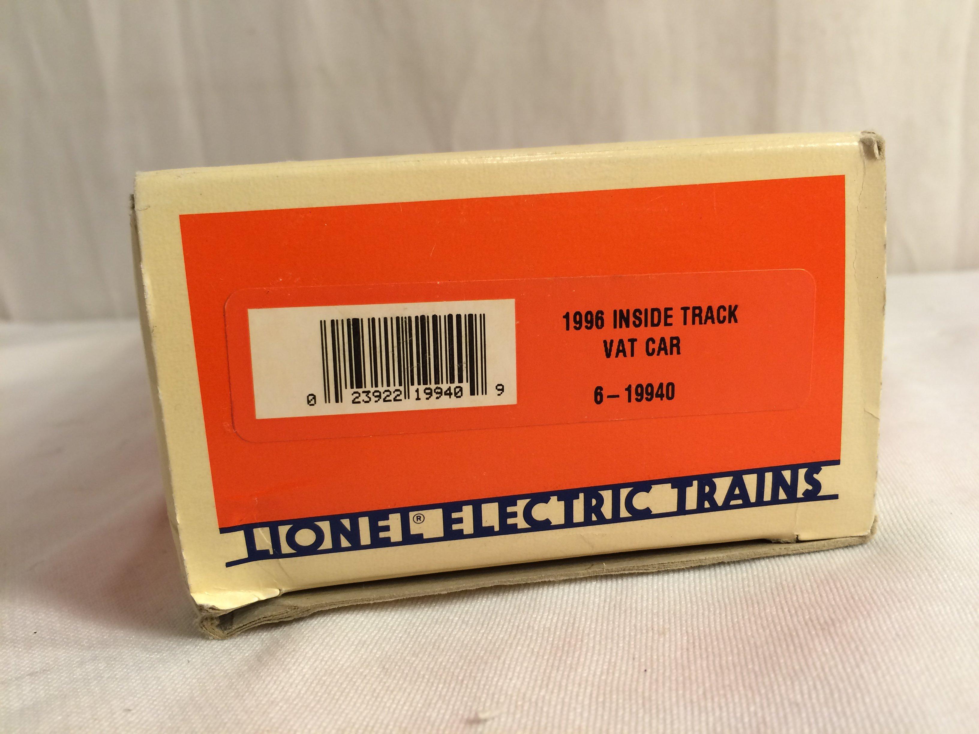 Collector Vtg. Lionel Electric Trains " 1996 Inside Track VAT Car 6-19940 Box Size:13"Long