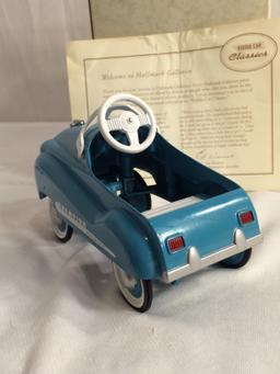 Collector New Kiddie Car Classics Murray Chmapion  Limited Edition Die-Cast Car 7.1/4"T by 5.1/2"W