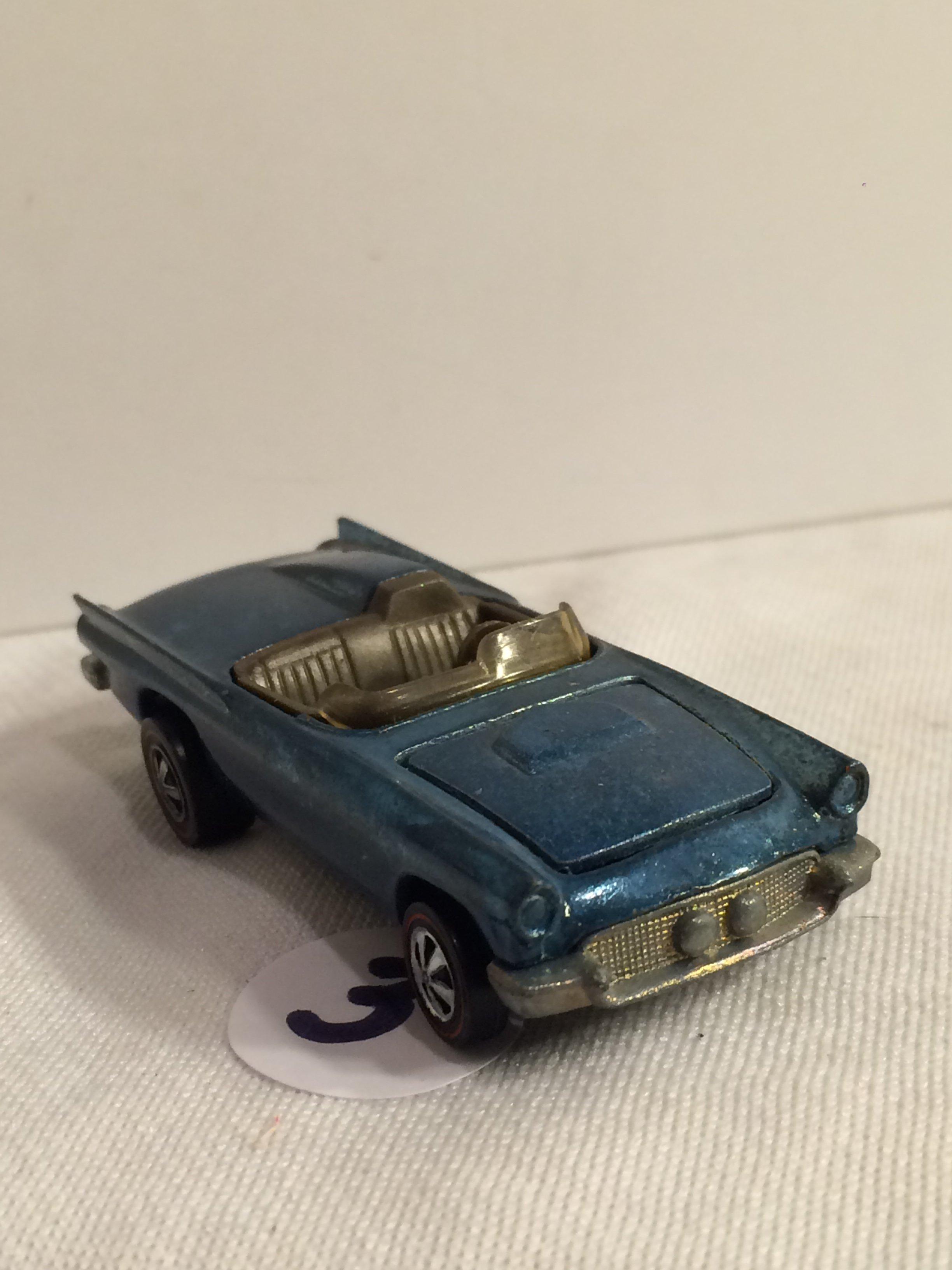 Collector 1968 Vintage Hot wheels Mattel Redline Wheels Classic 57 Ford T-Bird blue US 1/64 Scale