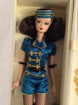 NIB Barbie Genuine Silkstone Body Fashion Model Gold Label Collection "The Usherette" 13.5" TBox