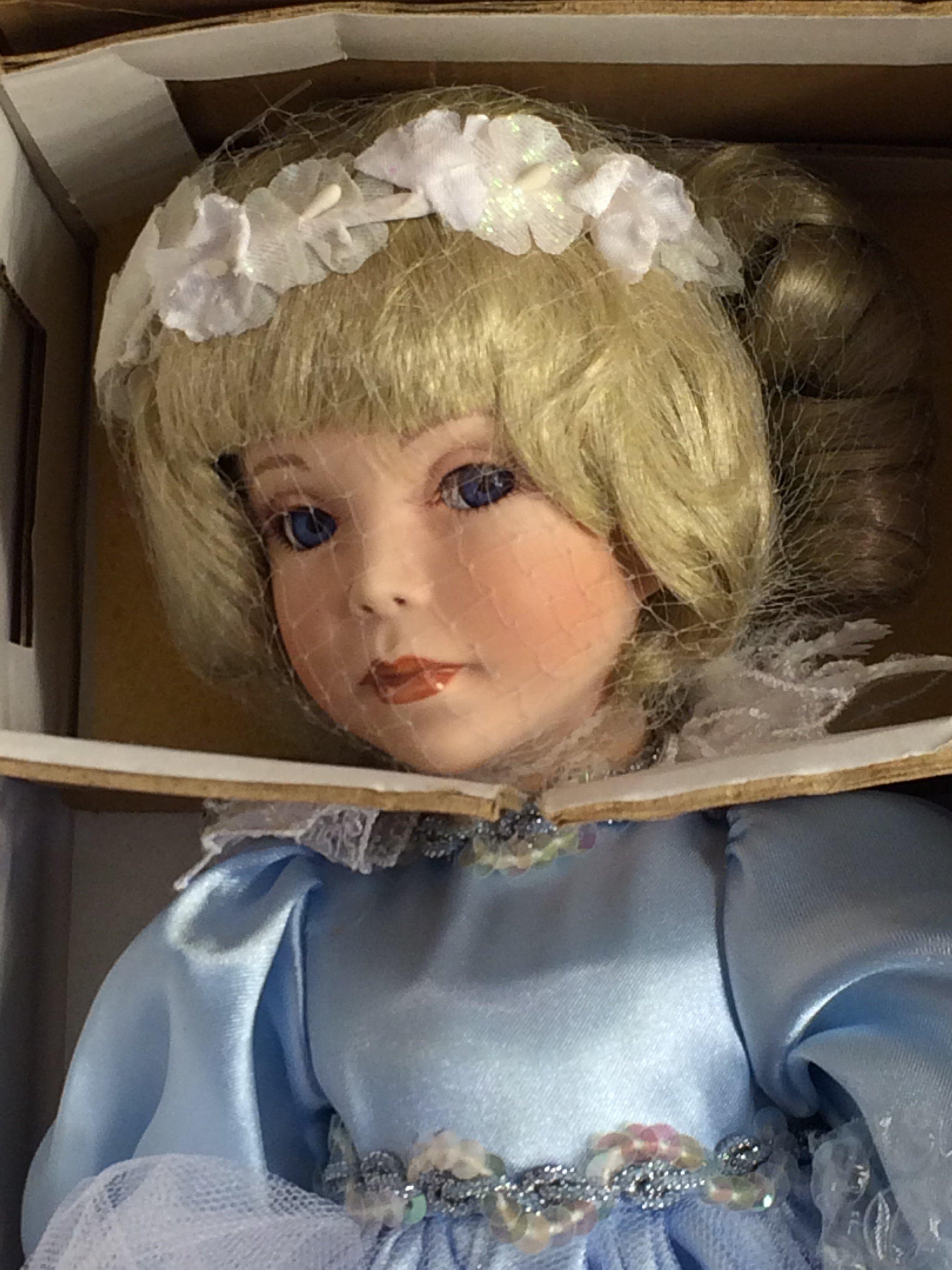 Collector Paradise Gallery Treasury Collection Porcelain Doll "Angel Of Peace" Box Size: 15"Tal