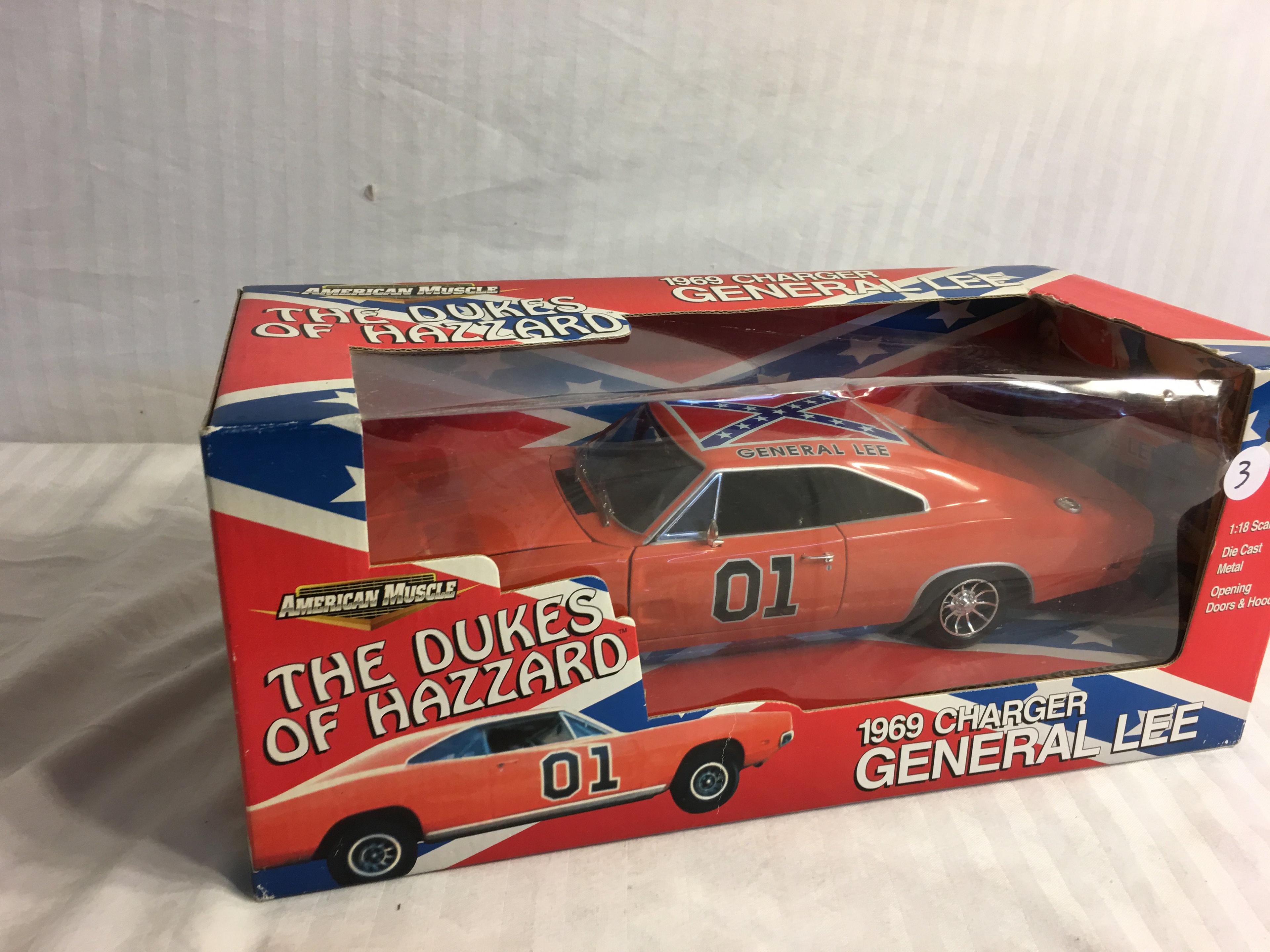 Collector American Muscle The Dukes Of Hazzard 1969 Charger General Lee 1:18 Scale DieCast