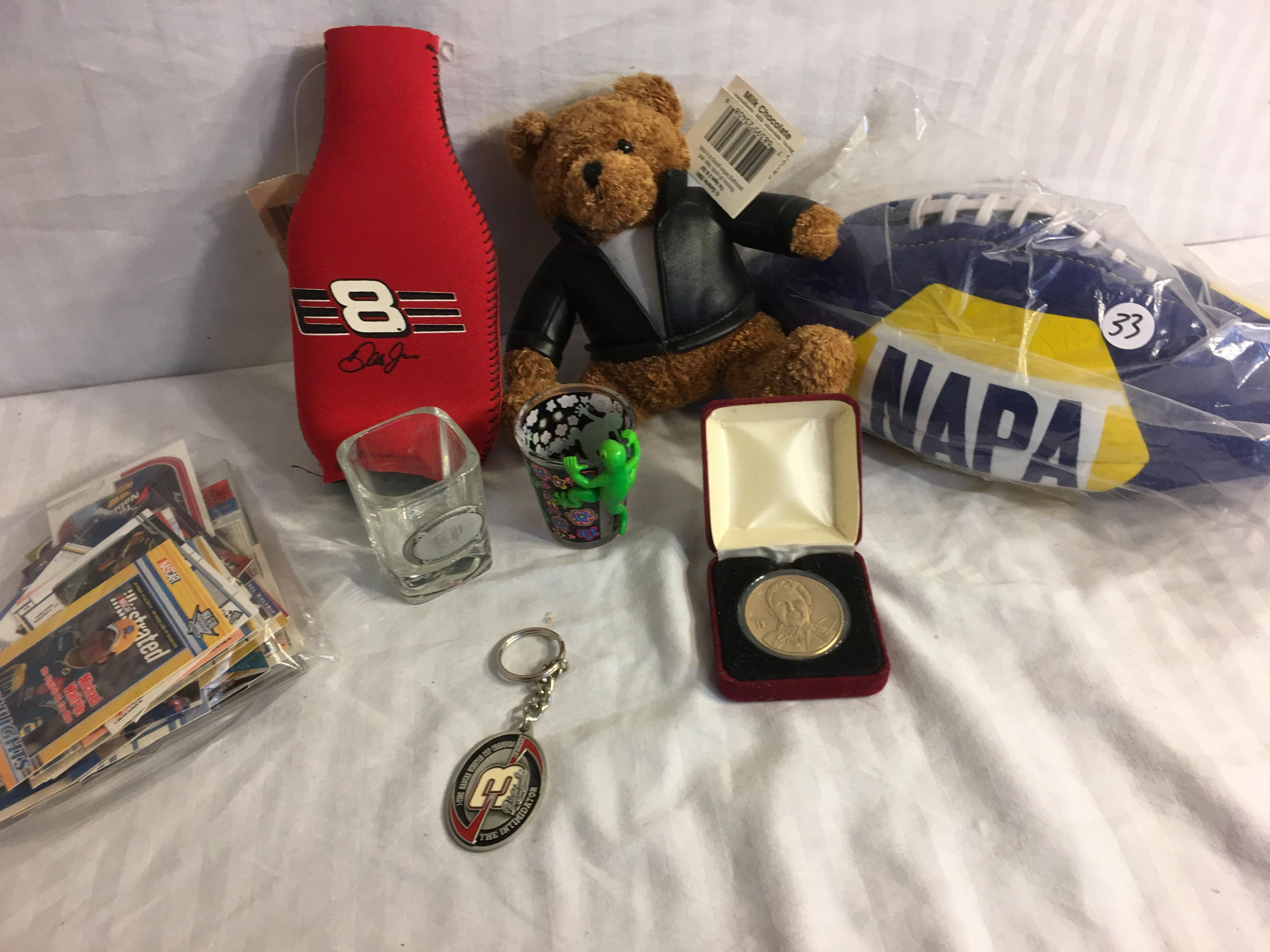 Lot of 8 Pieces Collector Assorted Nascar Accessories - See Pictures