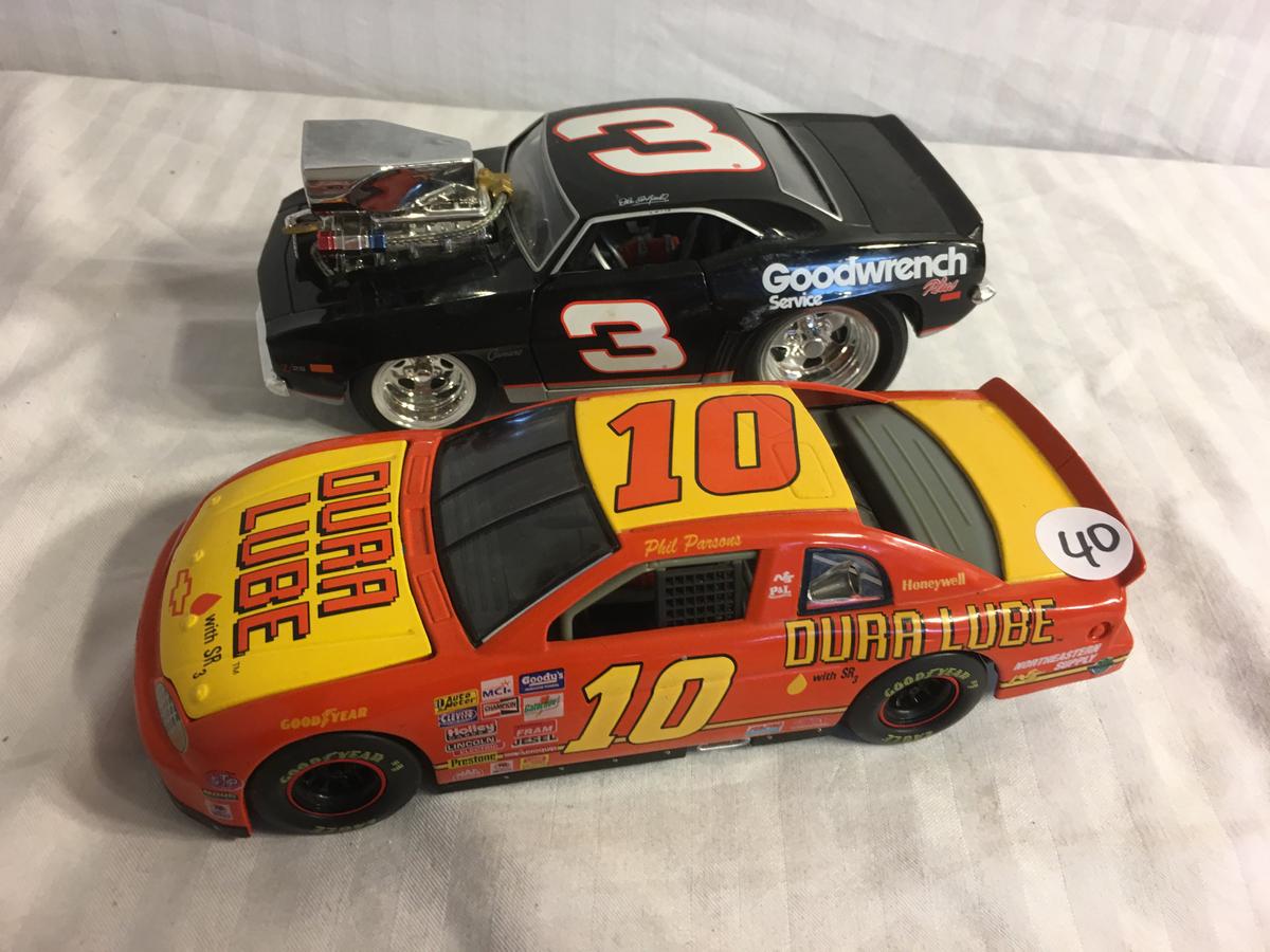 Lot of 2 Pieces Collector Loose Nascar Assorted Cars 1:24 Scale Die-Cast Metal had Minor Damg