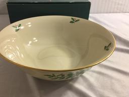 Collector Holiday Lenox Fine Ivory Round Centeroiece Bowl Box Size:9.7/8" by 9.7/8" - See Pictures
