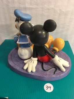 Collector RARE  Classic Walt Disney Collection 4020463 Donald & Mickey Reading Comic Disney 7"T