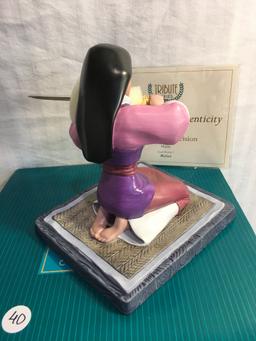 Collector Classics Walt Disney Collection "Honorable Decision Mulan Figurine Box Size:9x9.5"