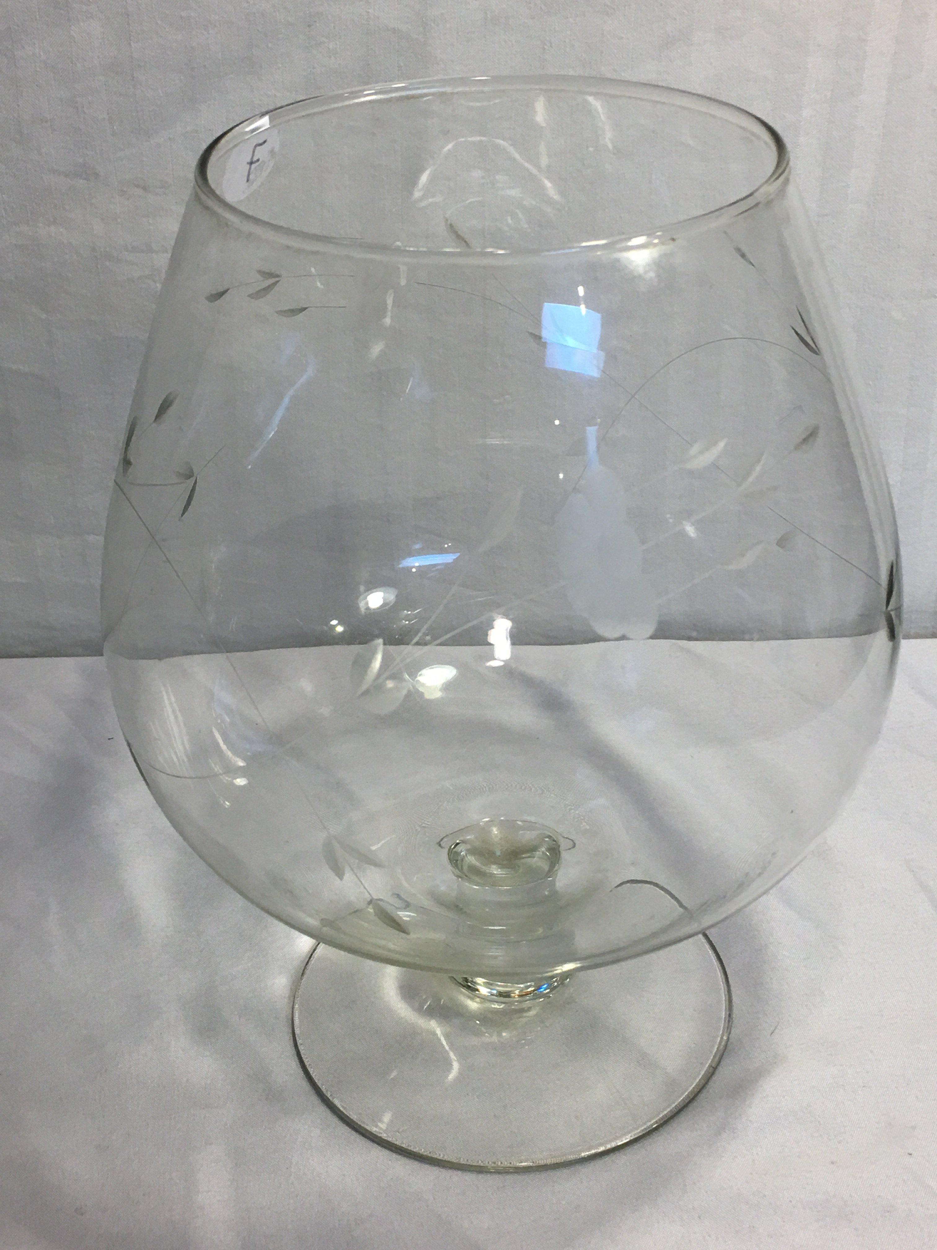 Collector Loose Princess House Heritage Large Wine Crystal Glass Size: 9-10"Tall - See Pictures