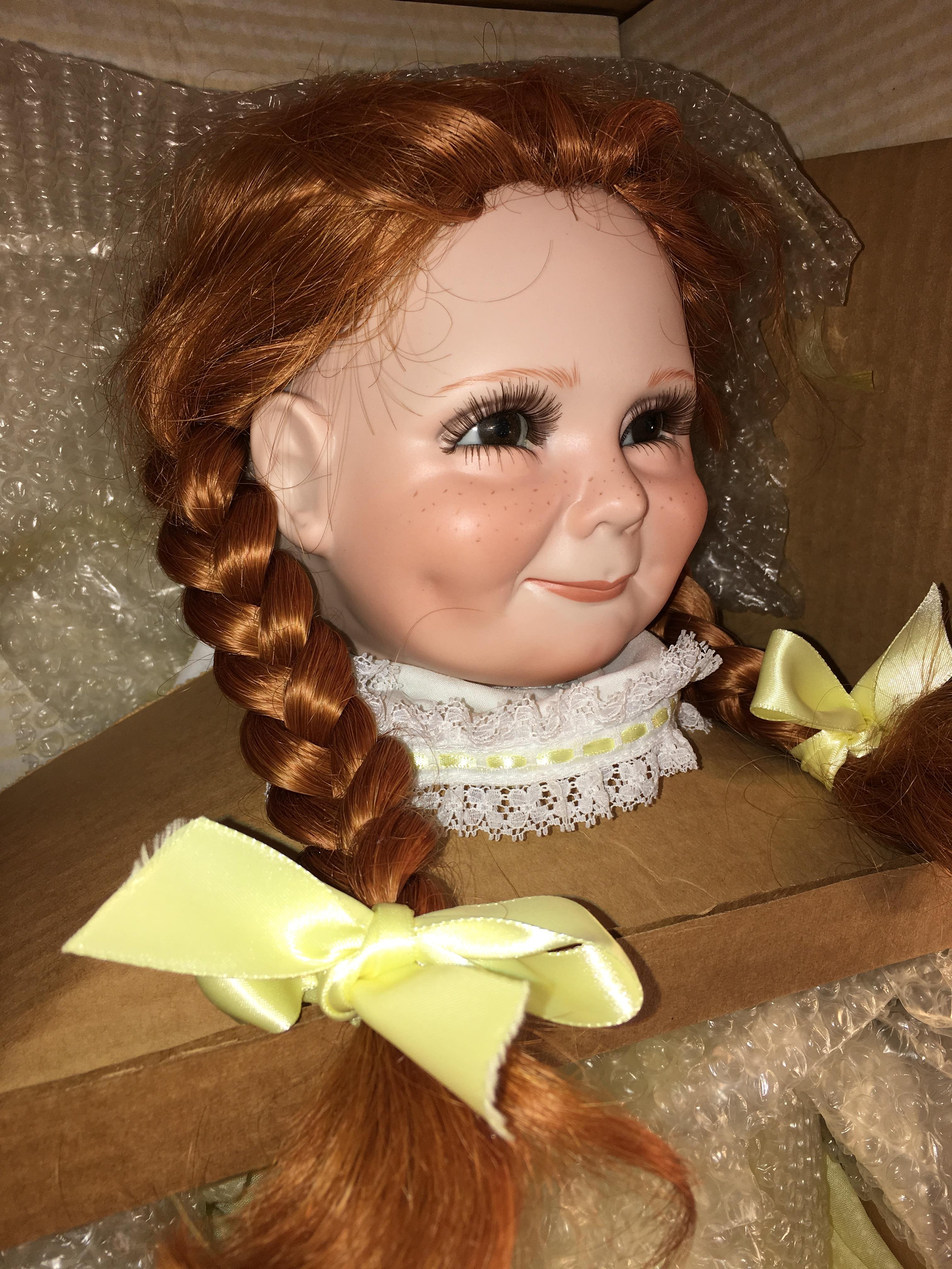 Collector Vintage Redhead Girl Porcelain Doll By Judith Turner Ltd. Edition #258 Box: 30"x14"