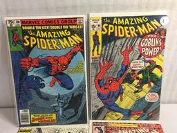 Lot of 4 Pcs Collector Vintage Marvel Comics The Amazing Spider-man No.98.200.298.300. Comics