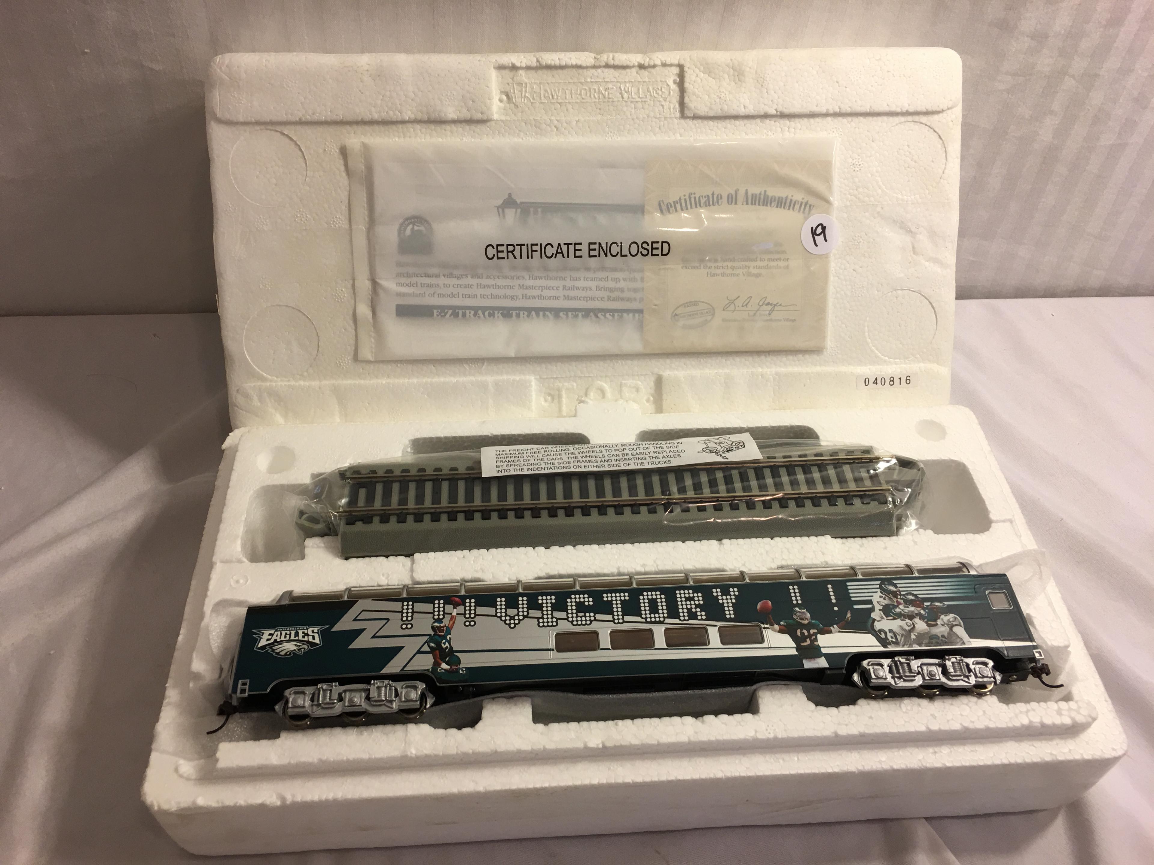 Collector Hawthorne Village Bachmann Eagles Victory Dome Car Ho Gauge Train Set Box: 14"x7"