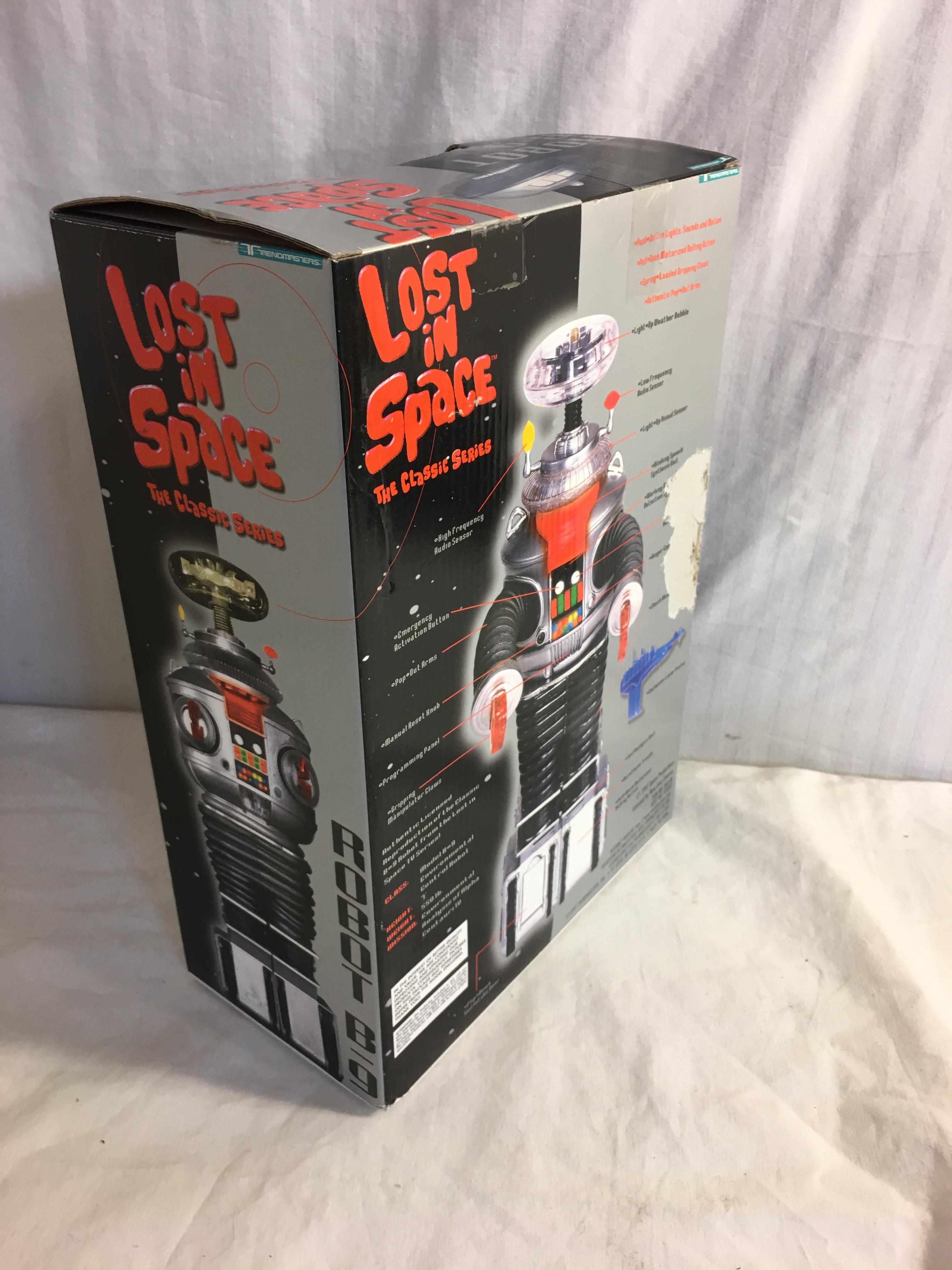 Collector New Lost in Space The Classic Series Robot B9 Size"13"Tall Box Size