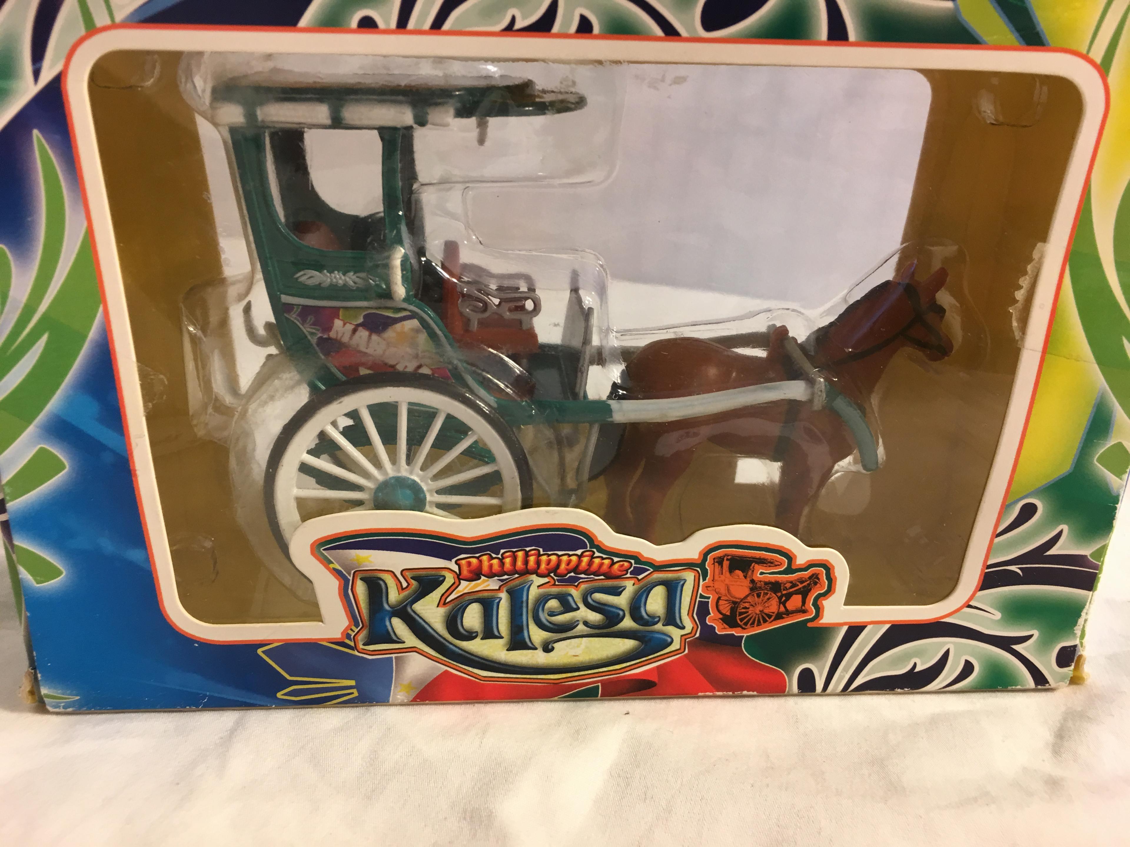 Collector  Die Cast Philippine Kalesa 7.7/8" Long