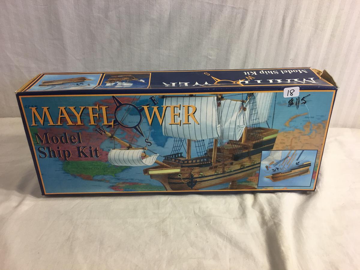Collector Loose in Box Mayflower Model Ship Kit Box Size: 10" by 6.1/2"Width Box Size