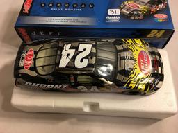 2006 MC Brushed Metal Jeff Gordon #24 DuPont/Foose Custom Design 1 of 504 Scale 1:24 Stock