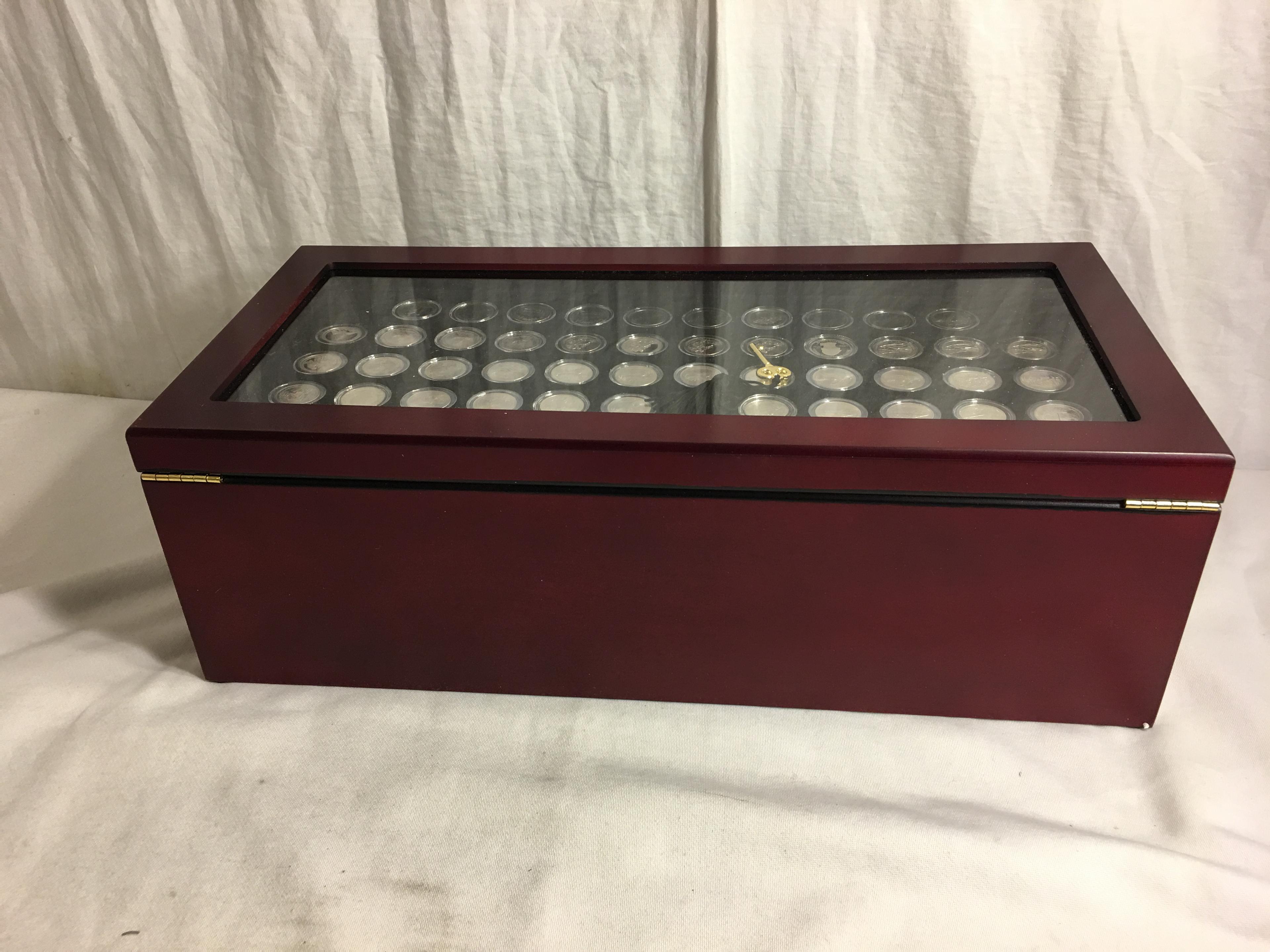 Collector Set of 70 Pieces State Quarters In Pretty Cherry Wood Color Lift-Up & 4 Drawers