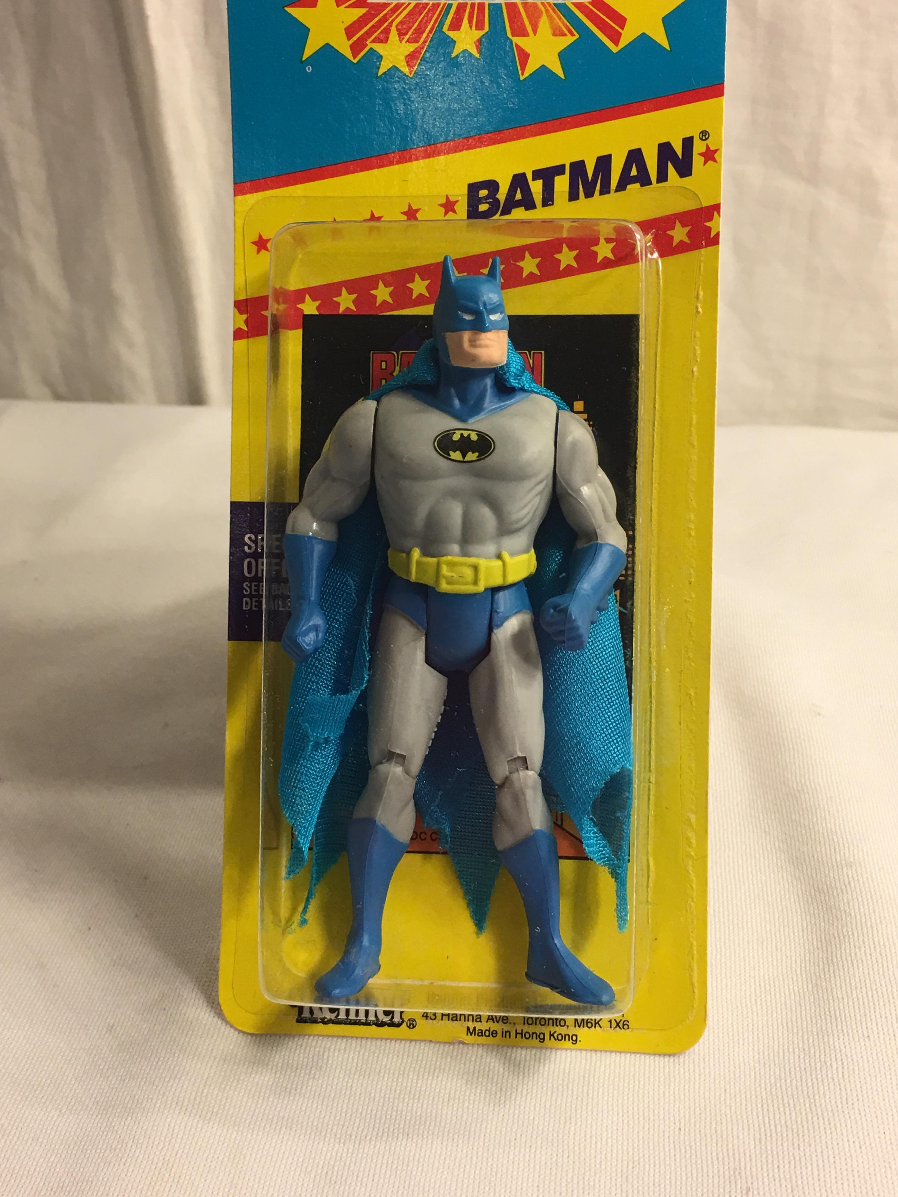 Collector NIP Kenner Vintage 1986 DC, Comics Super Powers Collection Batman Action Figure 4.5"Tall