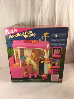 1995 Mattel Barbie Feeding Fun Stable Playset #15506 Box Size:14" by 15" Box Has Minor DMG