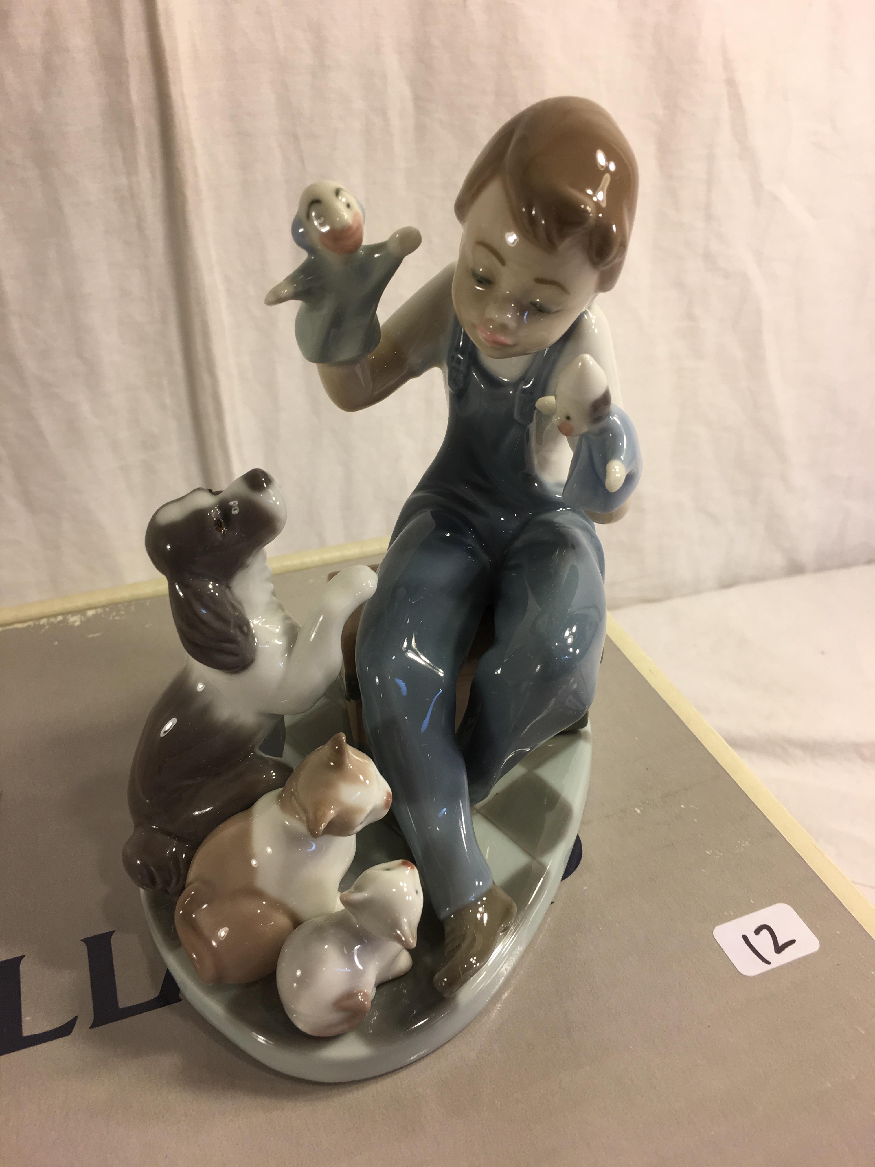 Collector Lladro Porcelain Figurine Puppet Show Dogs Cats Retired #5736 Box Size:10x9x6.5"