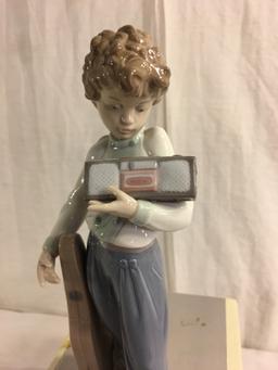 Collector Lladro Porcelain #5810 Musically Inclined Lladro Figurine W/Original Box Size:11"tall